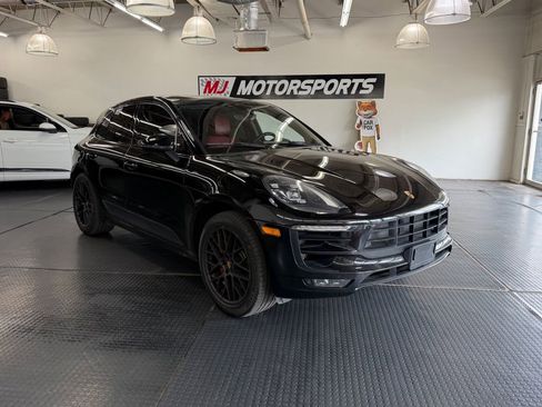 Used 2017 Porsche Macan GTS AWD/4WD image 1