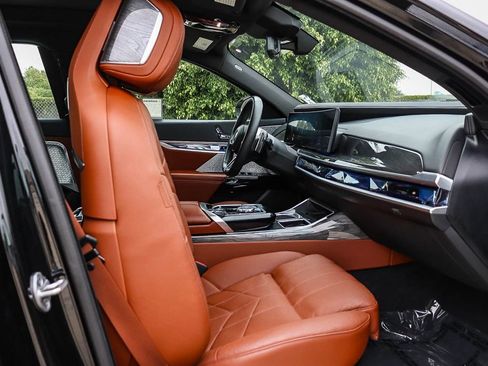 Used 2023 BMW 740i w/ Executive Package RWD image 17