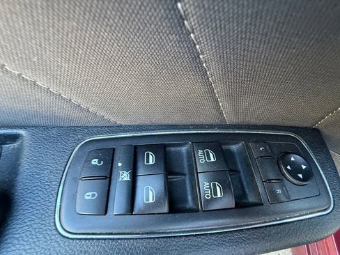 Used 2019 Dodge Charger Scat Pack w/ Navigation & Travel Group image 17