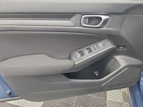 Used 2025 Honda Civic LX image 18