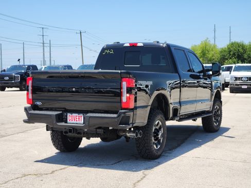New 2026 Ford F250 Platinum w/ Tremor Off-Road Package AWD/4WD image 5