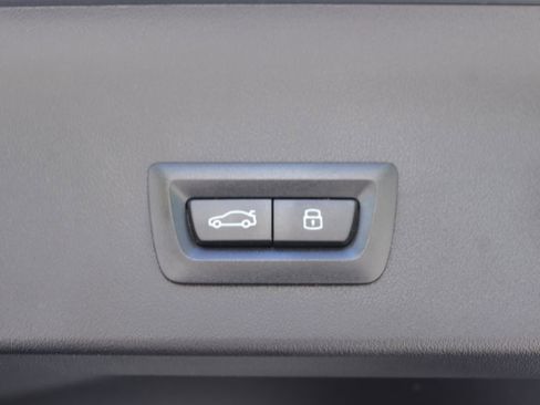 Used 2025 BMW X3 xDrive30i w/ Premium Package AWD/4WD image 18