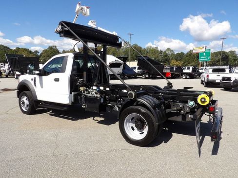 Used 2022 Ford F550 4x4 Regular Cab Super Duty image 16