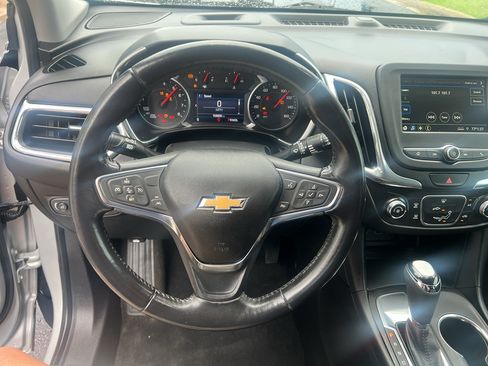 Used 2019 Chevrolet Equinox LT w/ LPO, Cargo Package FWD image 26