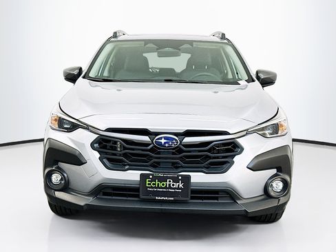 Used 2024 Subaru Crosstrek 2.0i Premium image 2