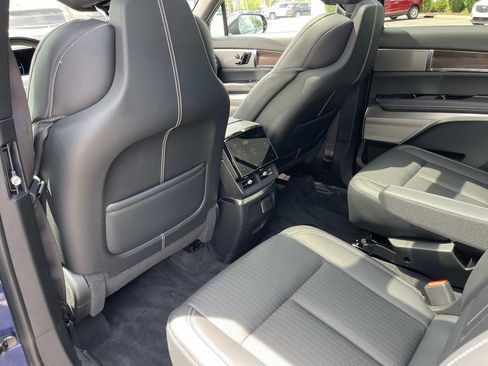 Used 2026 Cadillac Vistiq Sport w/ LPO, Floor Liner Package AWD/4WD image 19