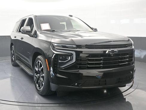 Used 2025 Chevrolet Tahoe RST w/ RST Capability Package image 9