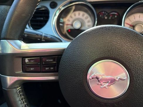 Used 2012 Ford Mustang GT Premium w/ Electronics Pkg RWD image 15