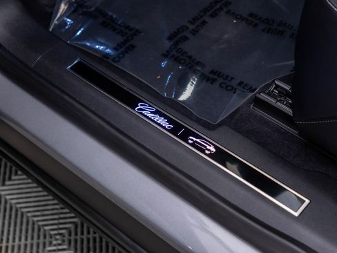 Certified 2025 Cadillac Lyriq Luxury w/ LPO, Floor Liner Package AWD/4WD image 18