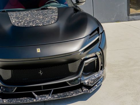 Used 2025 Ferrari Purosangue AWD/4WD image 27