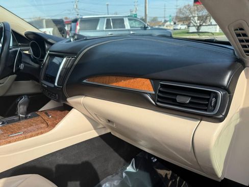 Used 2017 Maserati Levante S image 29