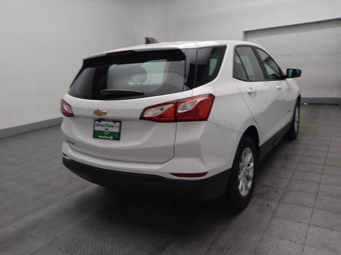 Used 2021 Chevrolet Equinox LS FWD image 9