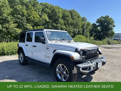 Used 2021 Jeep Wrangler Unlimited Sahara w/ Dual Top Group AWD/4WD image 7