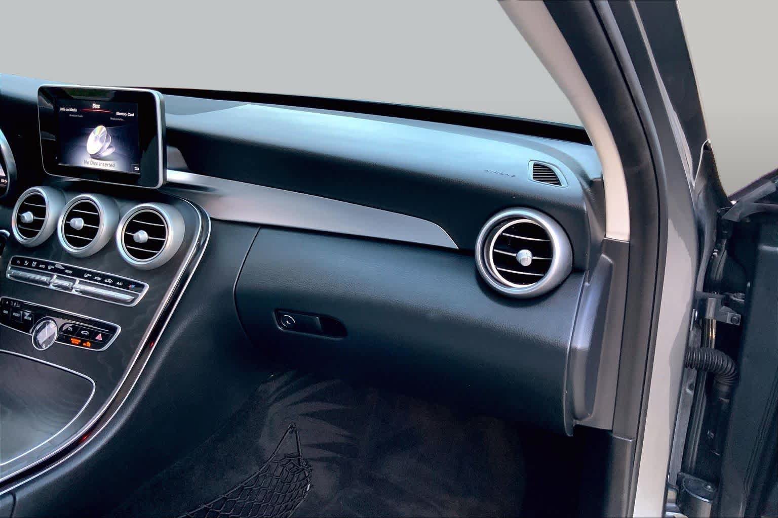 Used 2017 Mercedes-Benz C 300 Sedan image 19