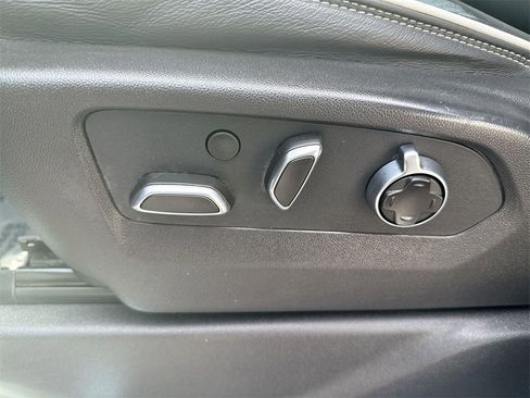 Used 2024 GMC Sierra 1500 AT4X image 14