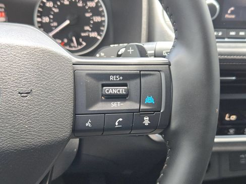 Certified 2025 Nissan Rogue SV FWD image 19