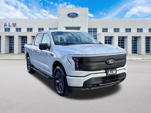 New 2025 Ford F150 Lightning Flash image 3