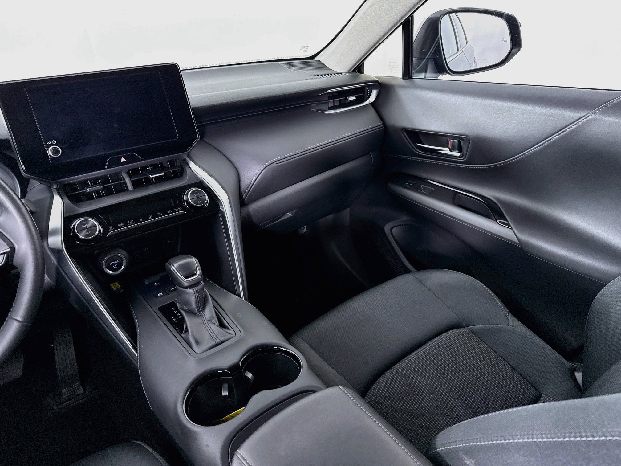Certified 2024 Toyota Venza LE AWD/4WD image 21
