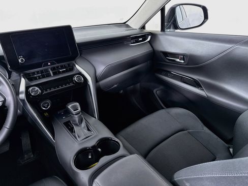Certified 2024 Toyota Venza LE AWD/4WD image 21