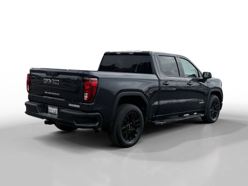 Used 2022 GMC Sierra 1500 Elevation w/ LPO, Elevation Black Package image 5