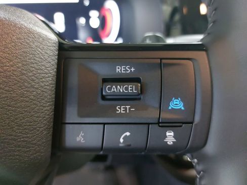 New 2026 Nissan Pathfinder Platinum AWD/4WD image 18