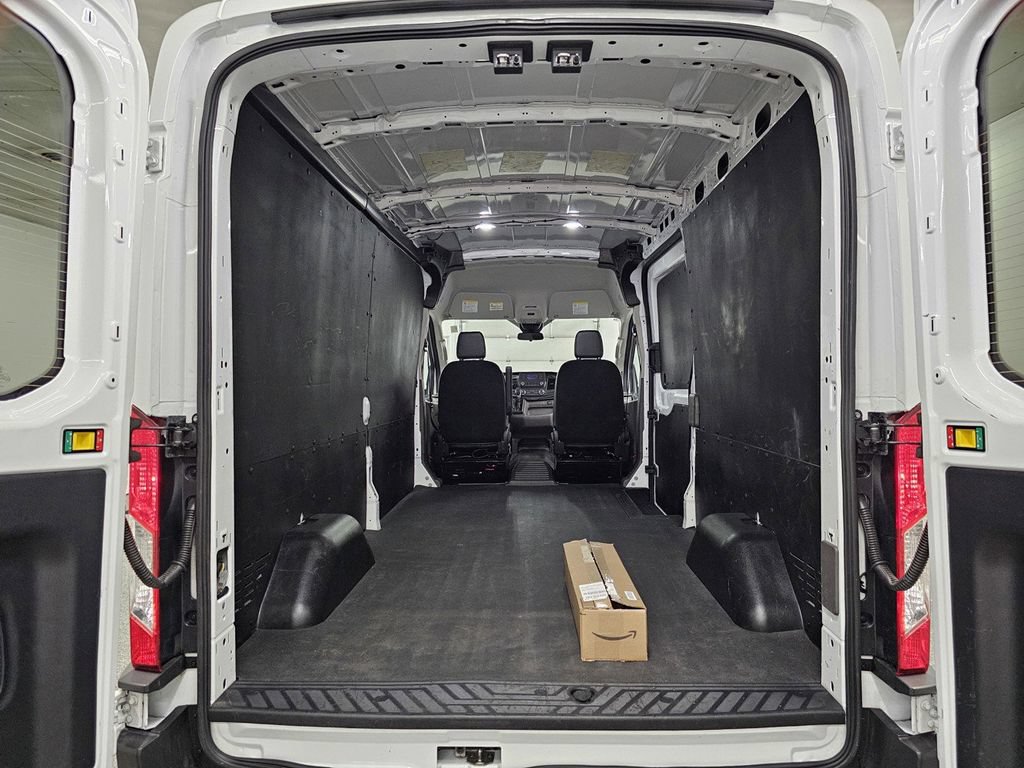 Used 2024 Ford Transit 250 148 Medium Roof w/ Load Area Protection Package RWD image 22