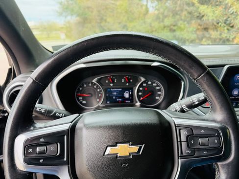 Used 2019 Chevrolet Blazer LT FWD image 35