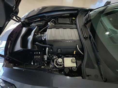 Used 2014 Chevrolet Corvette Stingray Coupe image 16