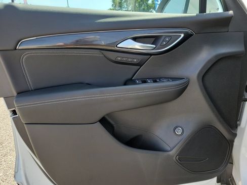 Used 2023 Buick Envision Essence FWD image 15