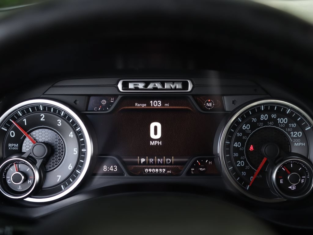 Used 2020 RAM 1500 Laramie AWD/4WD image 13