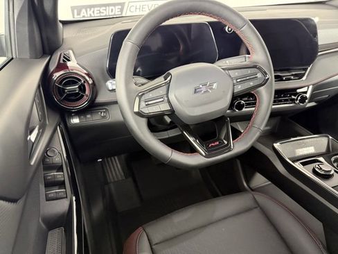 New 2026 Chevrolet Equinox RS image 18