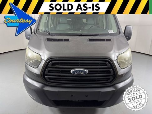 Used 2017 Ford Transit 350 XL image 3