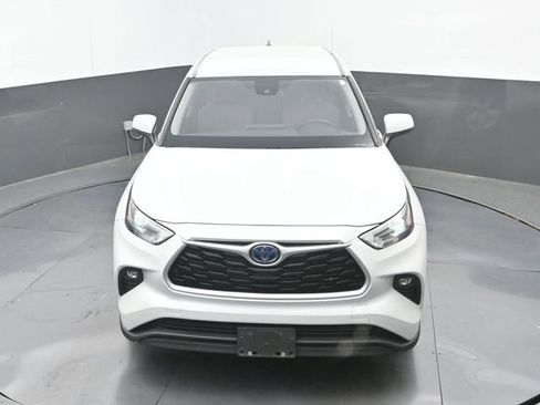 Used 2023 Toyota Highlander LE image 14