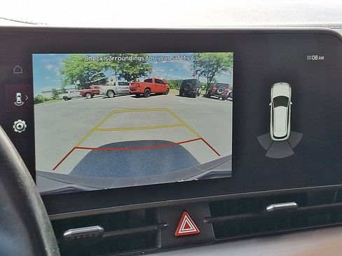Used 2023 Kia Sportage EX AWD/4WD image 18
