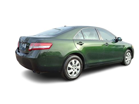 Used 2011 Toyota Camry LE image 6