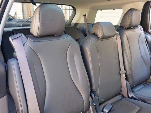 Used 2025 Kia Carnival SX FWD image 47