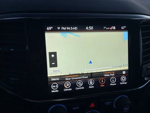 Used 2021 Jeep Grand Cherokee Laredo X image 14