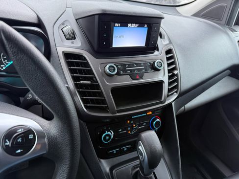 Used 2022 Ford Transit Connect XL image 22