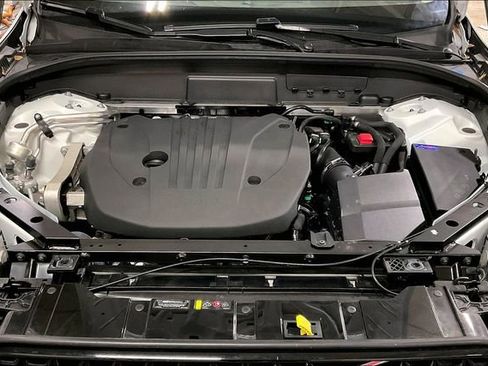 Certified 2025 Volvo XC60 B5 Plus image 11