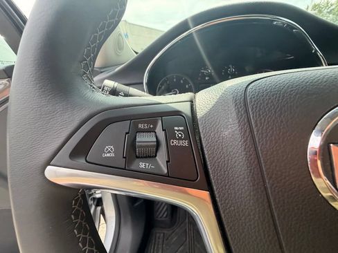 Used 2022 Buick Encore Preferred w/ Safety Package AWD/4WD image 17