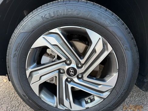 Used 2023 Hyundai Santa Fe SEL w/ Premium Package image 29