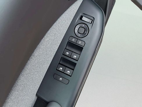 Used 2025 Kia K4 EX FWD image 27