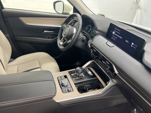 Used 2025 MAZDA CX-90 3.3 Turbo w/ Preferred Package image 25