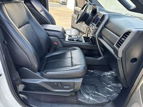 Used 2020 Ford Expedition XLT w/ Equipment Group 202A RWD image 10