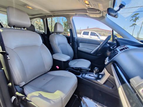 Used 2017 Subaru Forester 2.5i Limited image 8