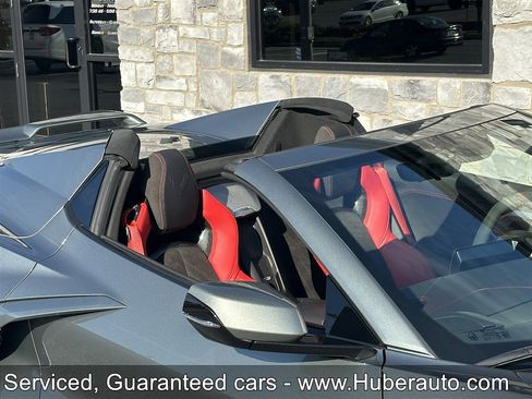 Used 2022 Chevrolet Corvette STINGRAY CONVERTIBLE w/ Z51 Performance Package image 22