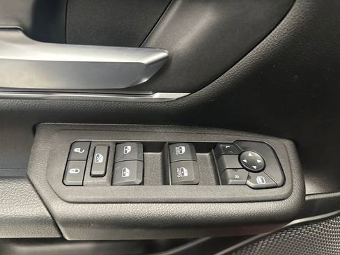 Used 2025 RAM 1500 Big Horn AWD/4WD image 23