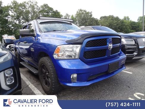 Used 2018 RAM 1500 Express AWD/4WD image 1