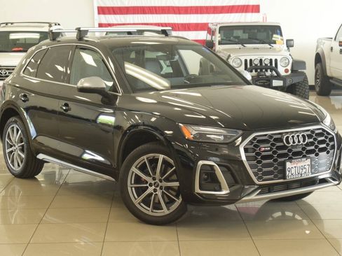 Used 2022 Audi SQ5 Premium Plus w/ Premium Plus Package AWD/4WD image 3