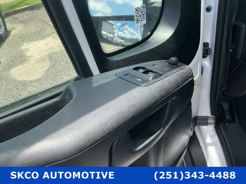 Used 2024 RAM ProMaster 2500 w/ Convenience Group FWD image 22